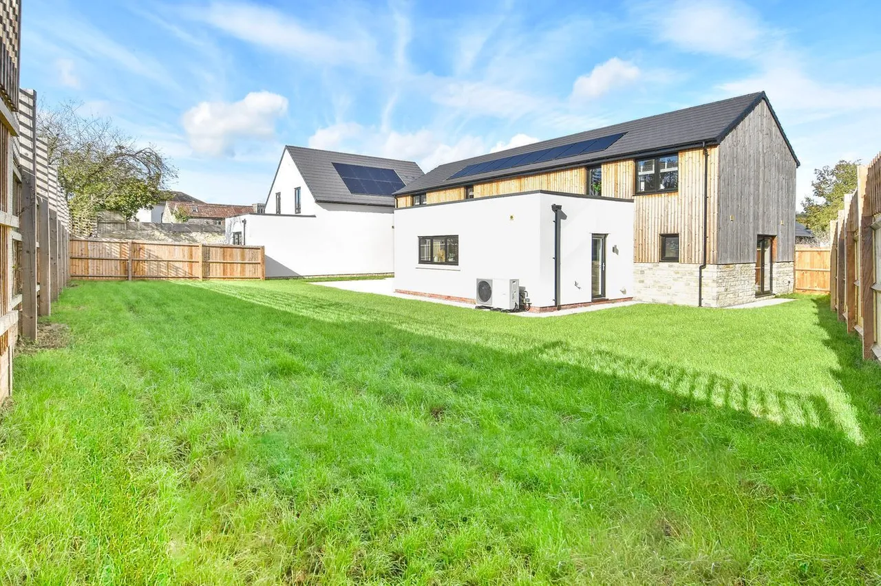 The Close, Wedmore, BS28, photo 26