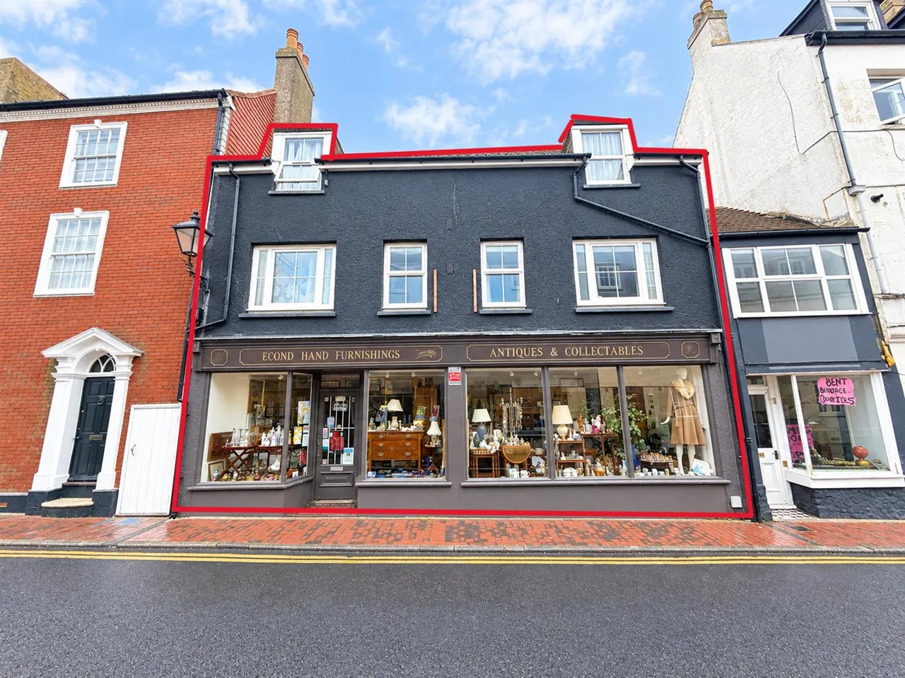 3 bed house for sale, High Street, Seaford