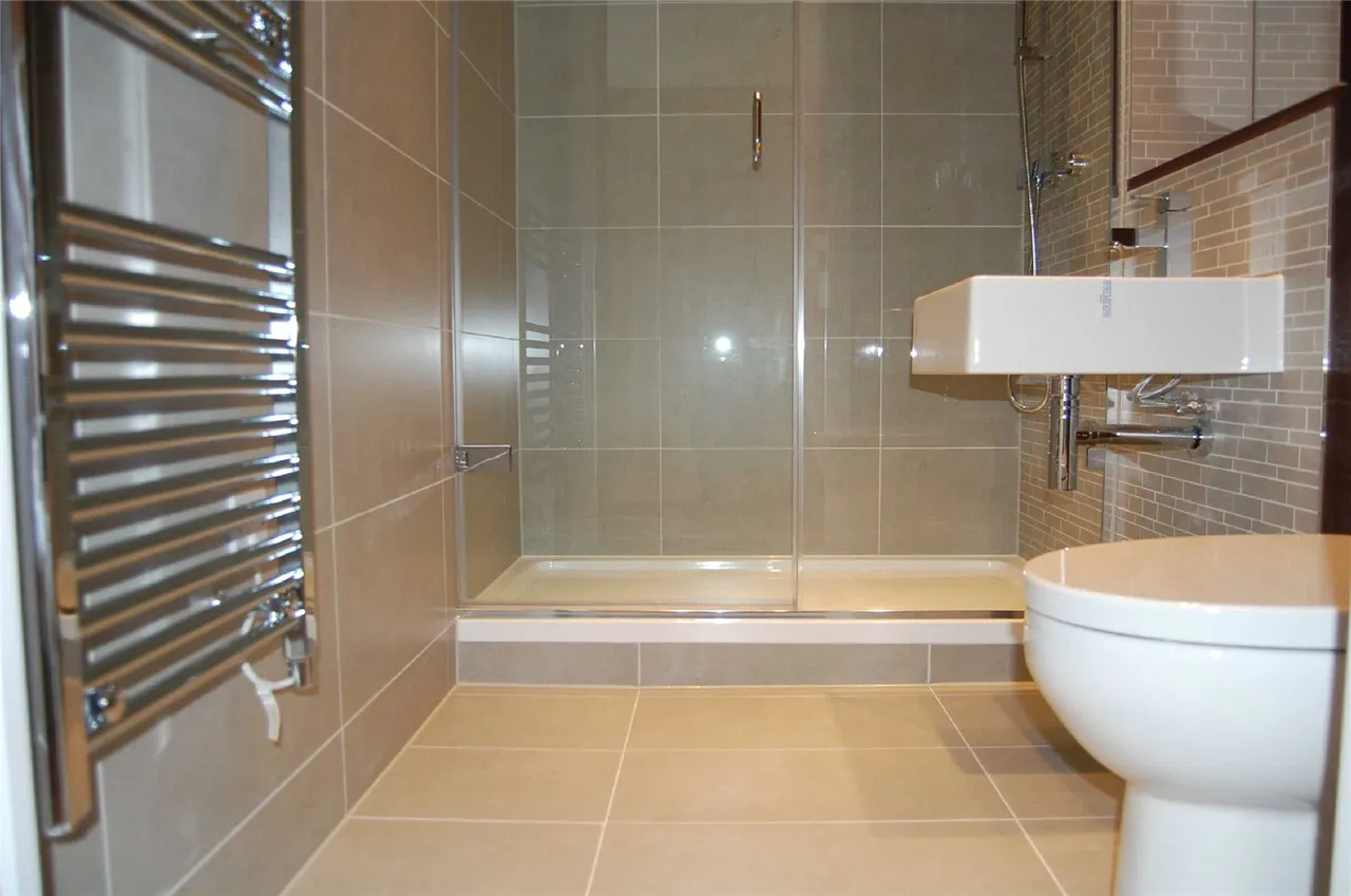 Seven Sea Gardens, Bromley By Bow, E3, photo 5