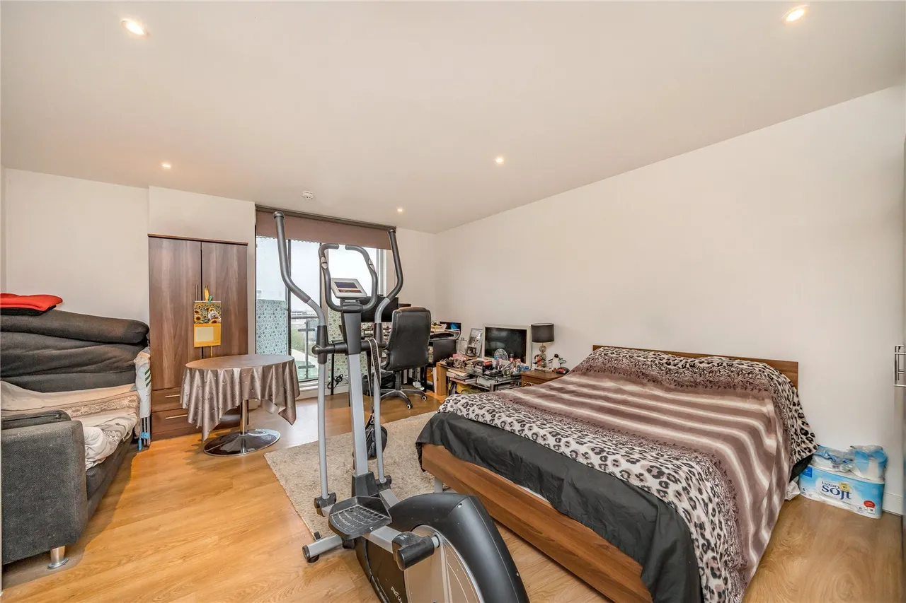 Seven Sea Gardens, Bromley By Bow, E3, photo 3