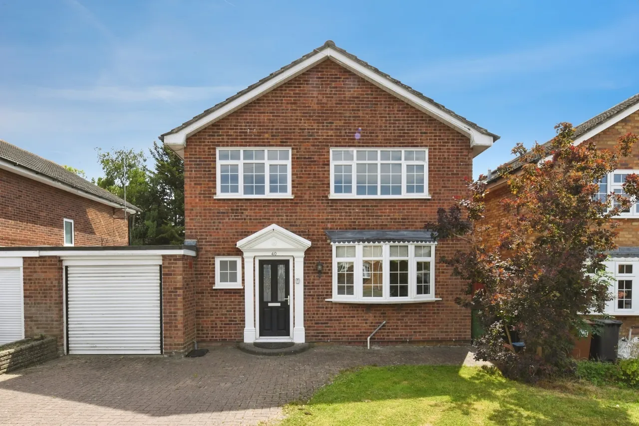4 bed house for sale — Brook Road, Brentwood, Essex, CM14