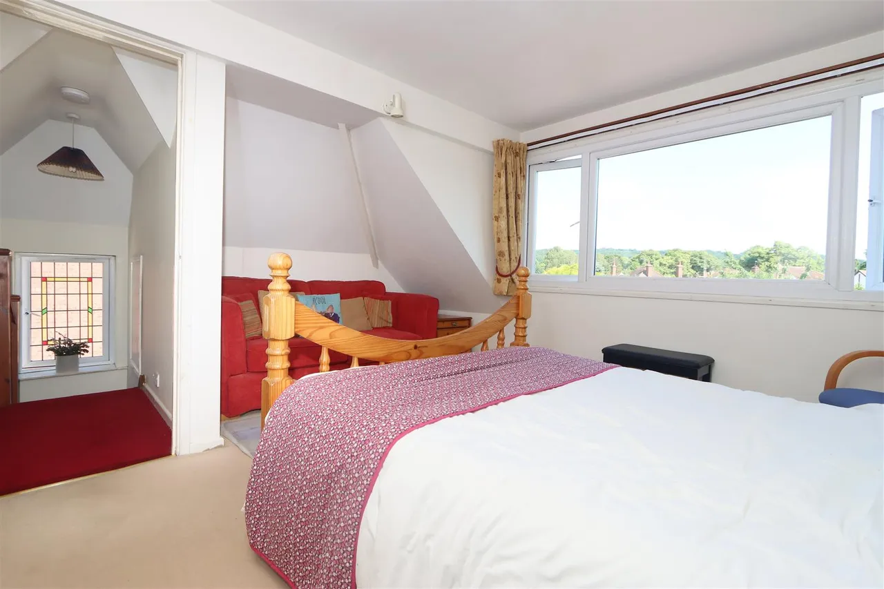 Kidderminster Road, Hagley, Stourbridge, photo 15