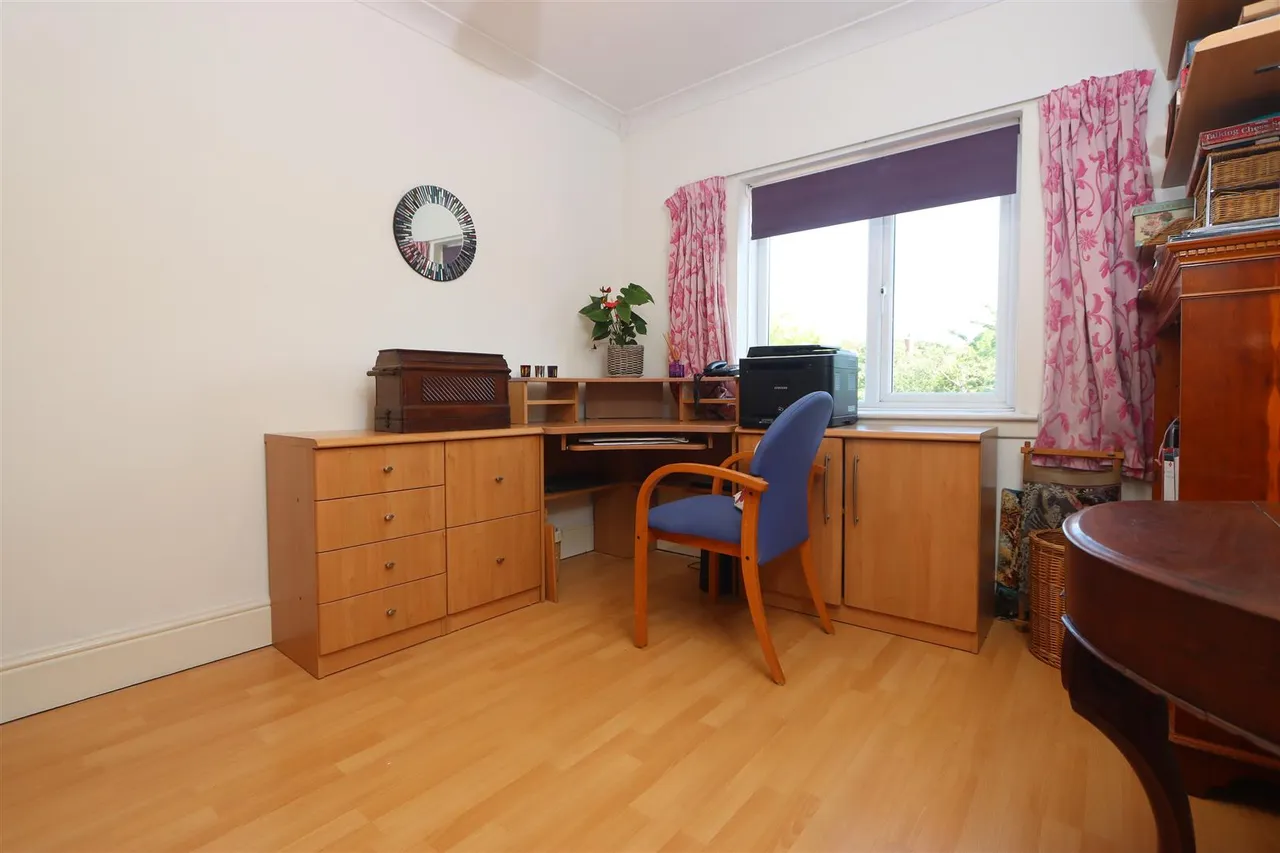Kidderminster Road, Hagley, Stourbridge, photo 12