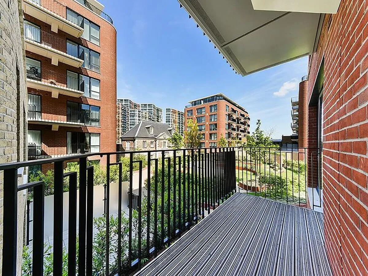 Thunderer Walk, Royal Arsenal Riverside, SE18, photo 3