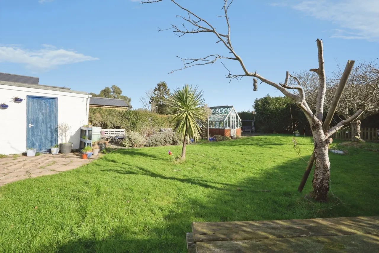 Bewsbury Cross Lane, Whitfield, Dover, Kent, CT16, photo 18