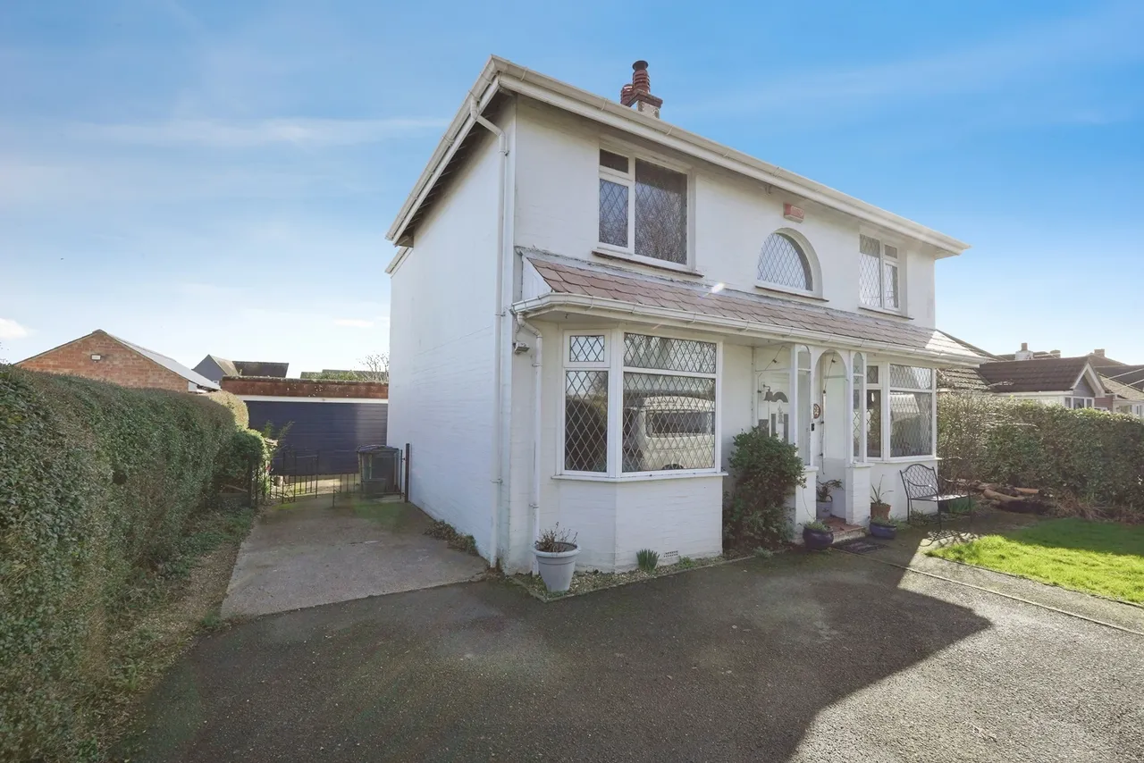 Bewsbury Cross Lane, Whitfield, Dover, Kent, CT16, photo 33