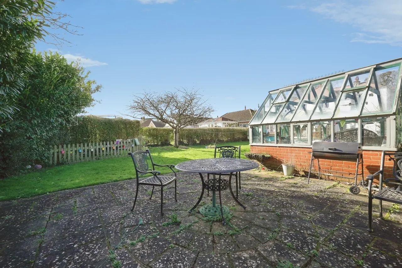 Bewsbury Cross Lane, Whitfield, Dover, Kent, CT16, photo 20