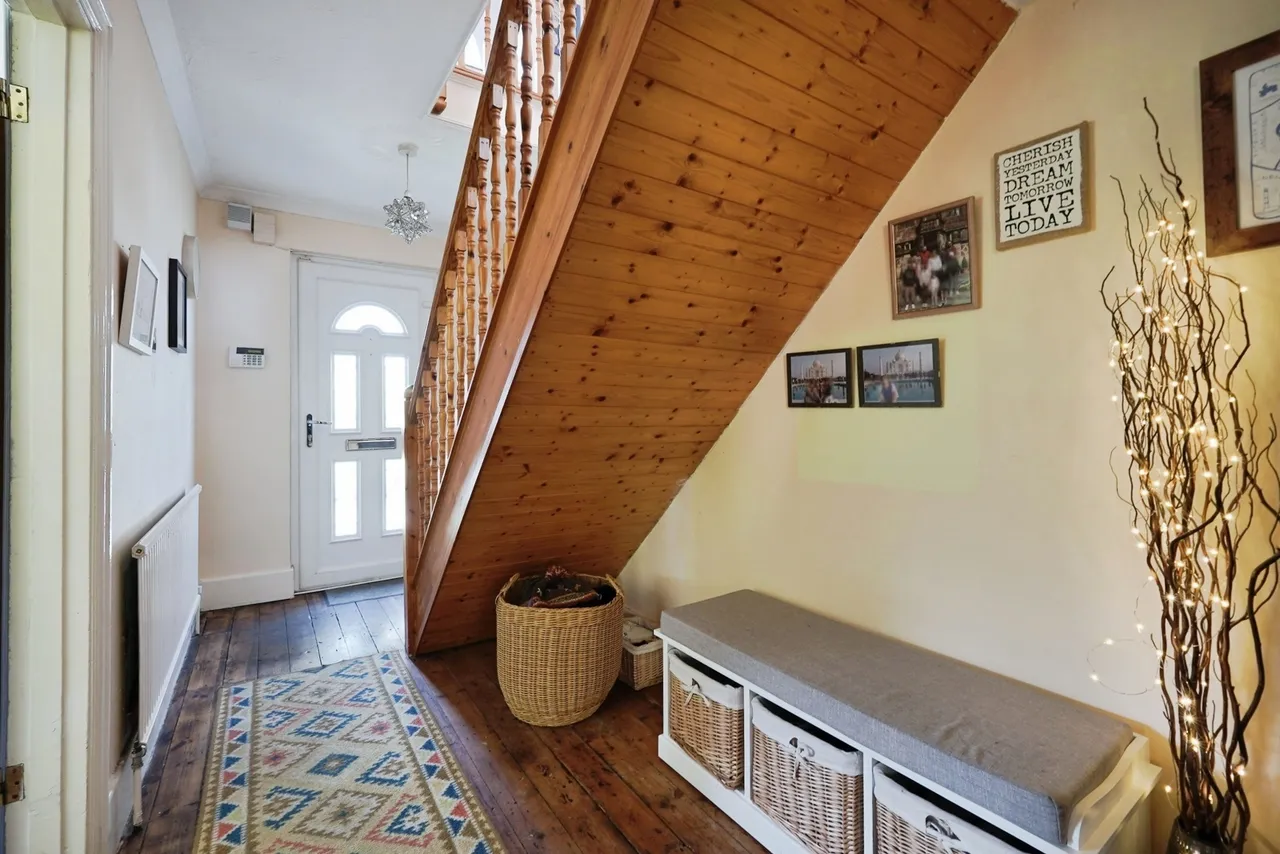 Bewsbury Cross Lane, Whitfield, Dover, Kent, CT16, photo 25