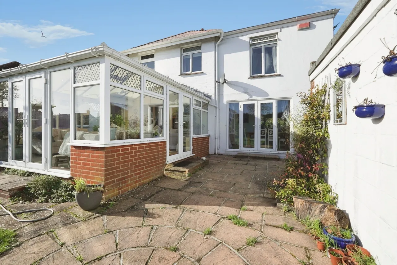 Bewsbury Cross Lane, Whitfield, Dover, Kent, CT16, photo 21