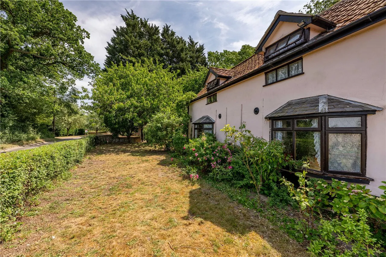 The Green, Saxlingham Nethergate, NR15, photo 35
