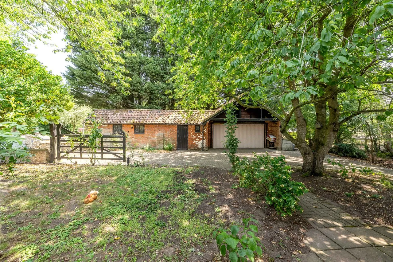 The Green, Saxlingham Nethergate, NR15, photo 5