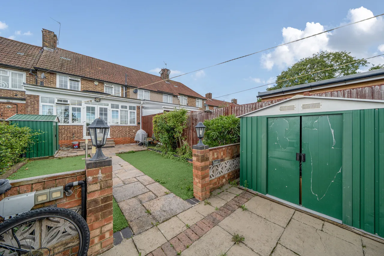 20 Westcott Crescent, London, photo 9