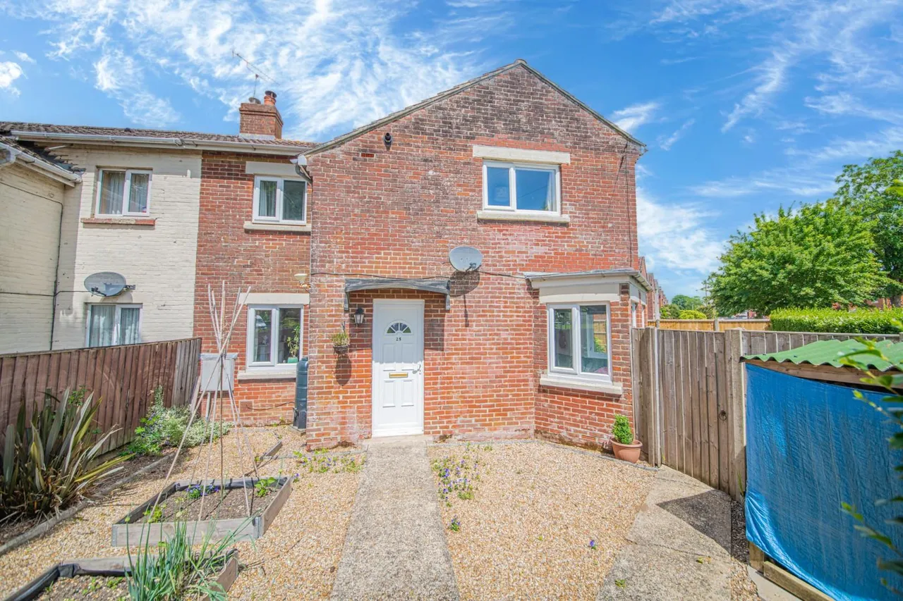 3 bed house for sale — Lawn Road, Eastleigh, SO50 4GG