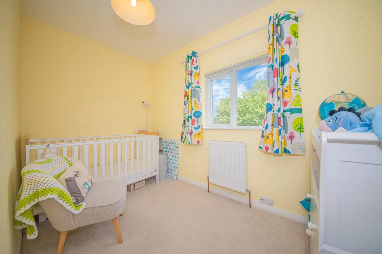 Lawn Road, Eastleigh, SO50 4GG, photo 11