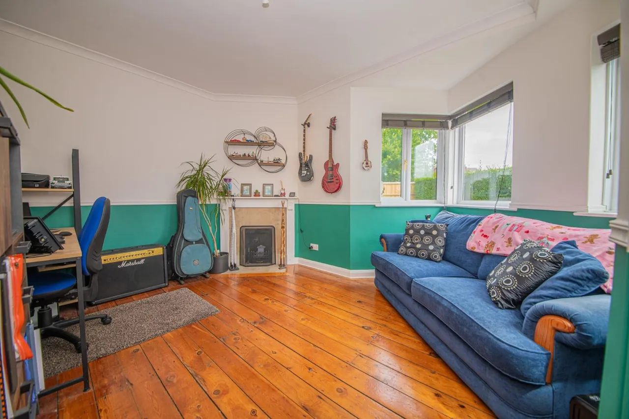 Lawn Road, Eastleigh, SO50 4GG, photo 7