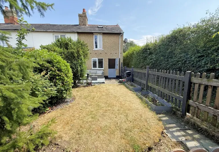 2 bed house for sale, Clifton Road, Shefford, SG17