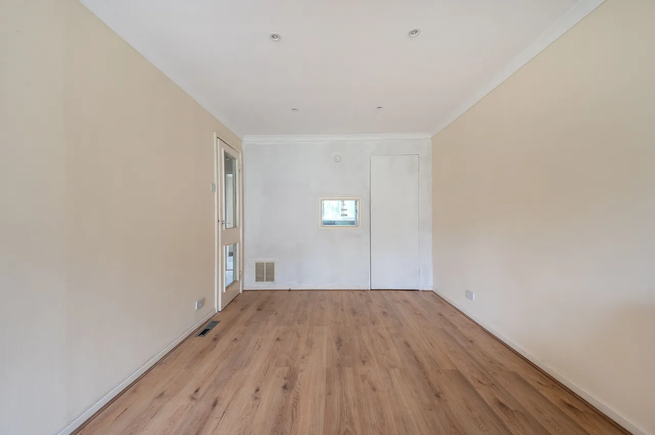8 Deans Close, Croydon, photo 3