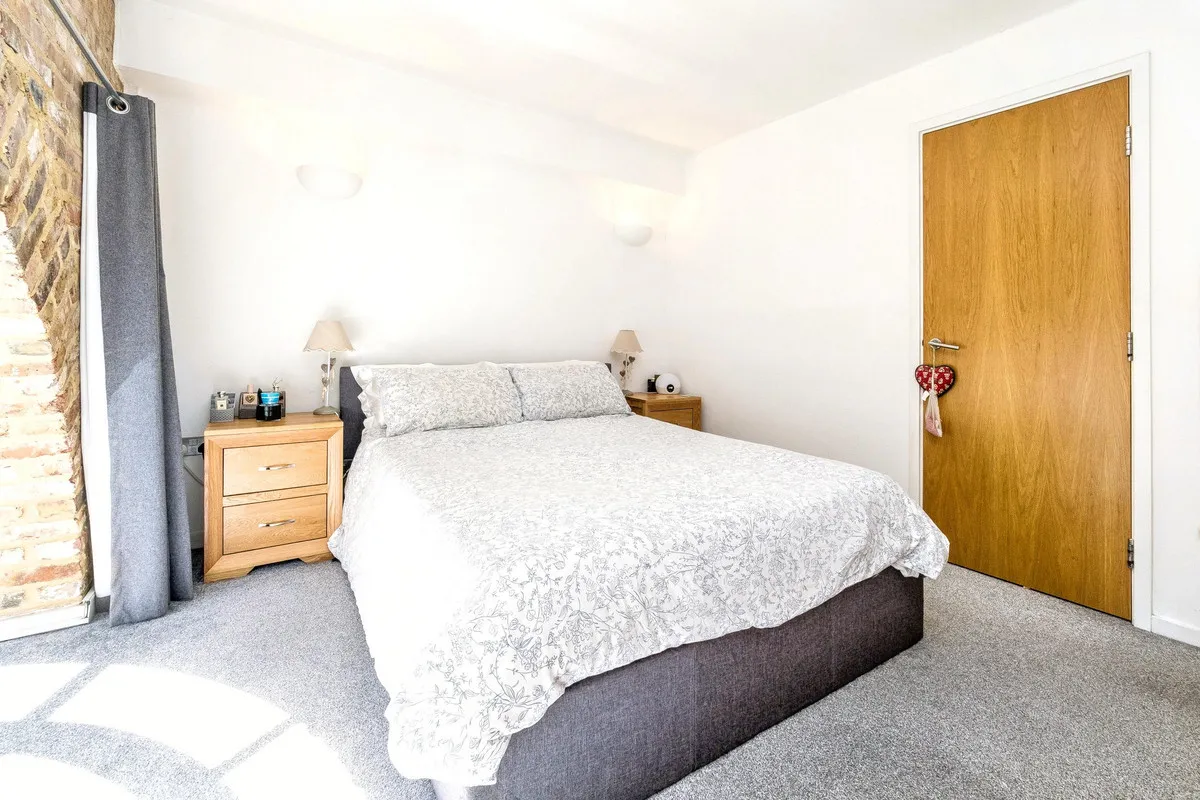 Romford, RM2, photo 14