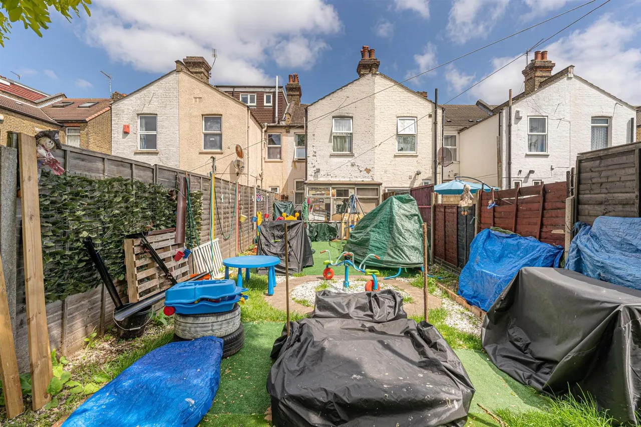 Durants Road, Enfield, EN3, photo 14