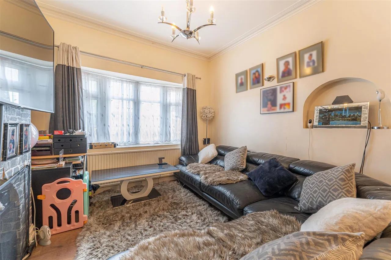 Durants Road, Enfield, EN3, photo 8
