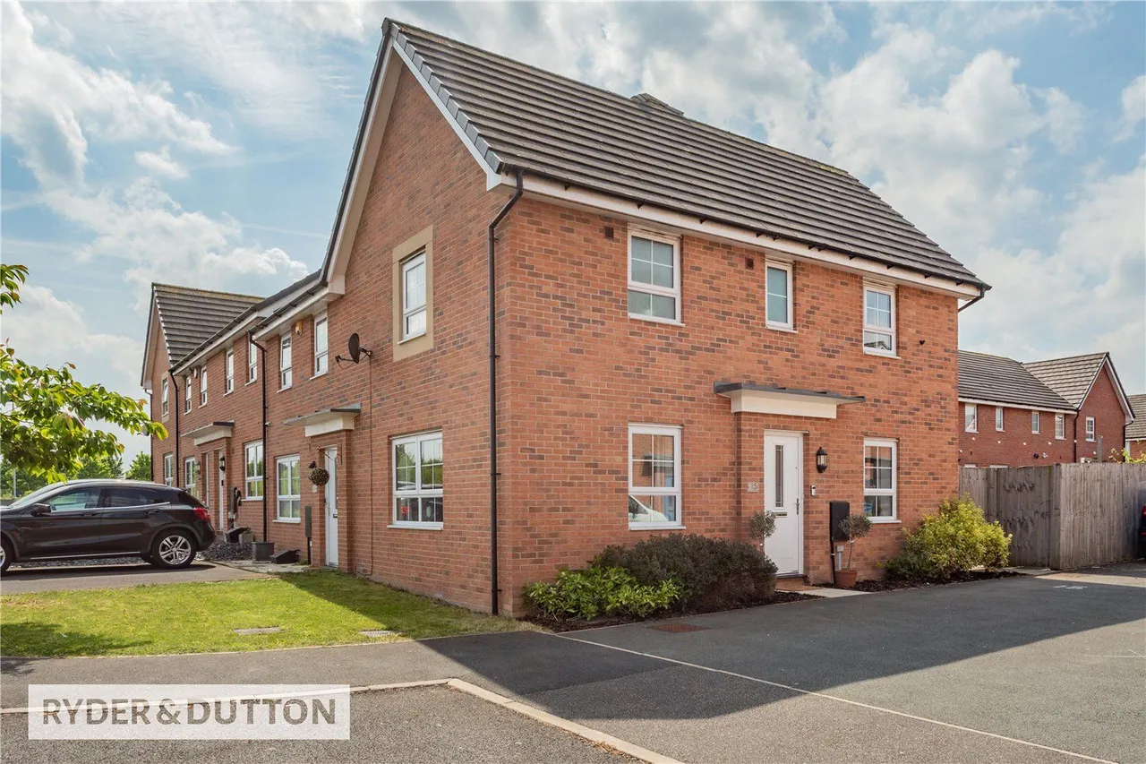 3 bed house for sale, Wallis Avenue, Kingsway Village, OL16
