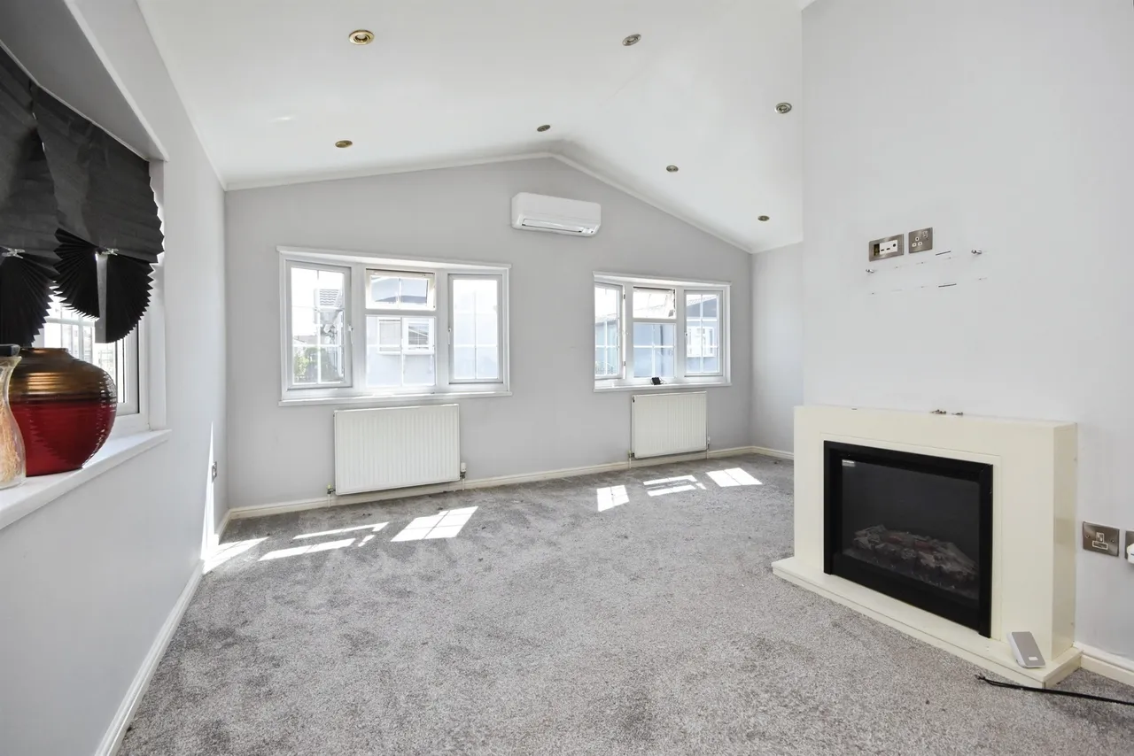 Coggeshall Road, Braintree, CM7, photo 4