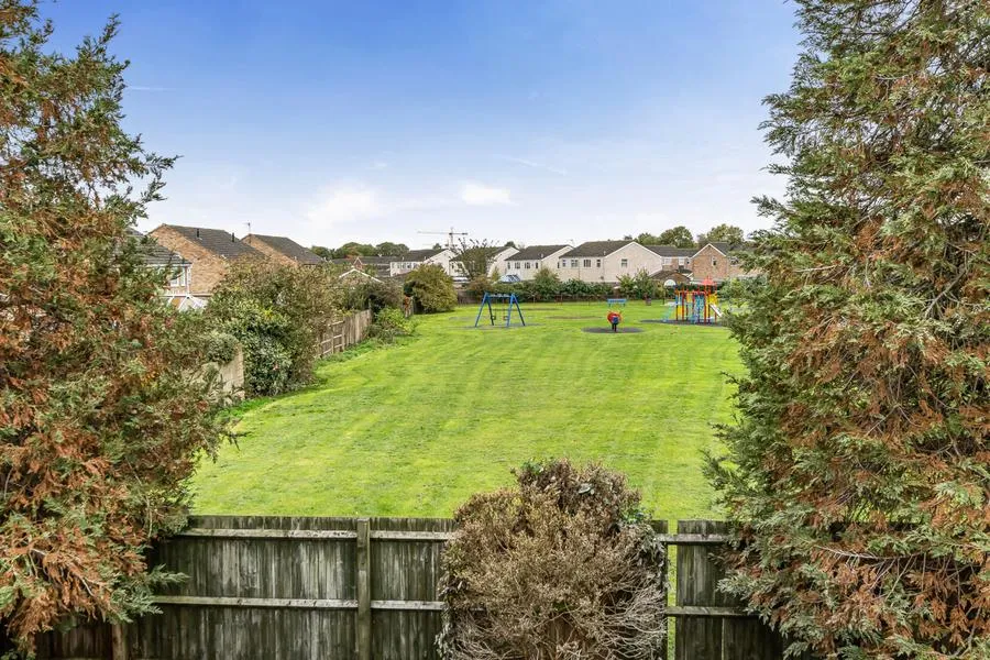 Scott Close, Bicester, OX26, photo 14