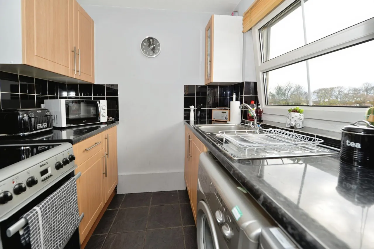 Charlton Road, Southampton, SO15, photo 4
