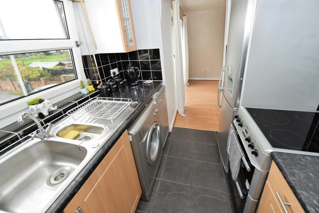 Charlton Road, Southampton, SO15, photo 5