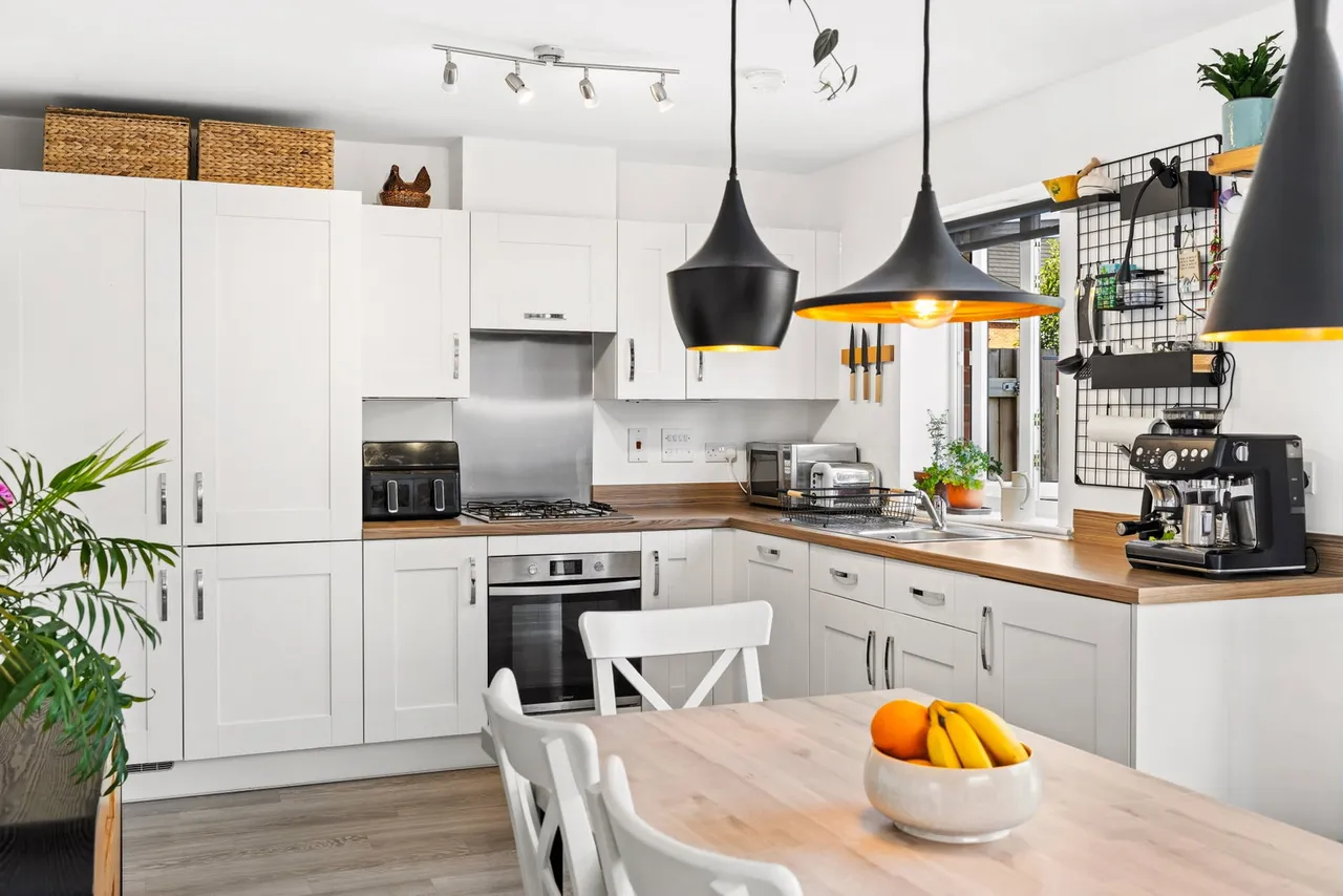 Cape Road, Haywards Heath, RH16, photo 8