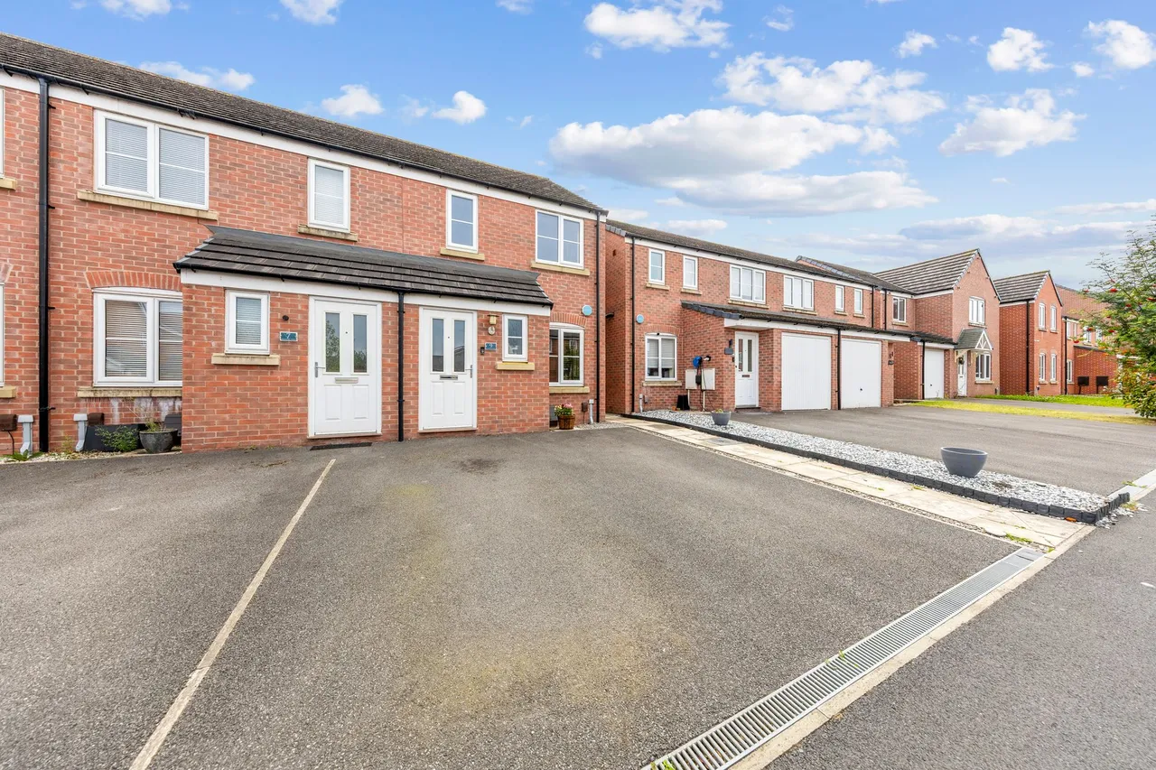 2 bed house for sale — Thornton Drive, Newton-Le-Willows, Newton-Le-Willows, WA12 9AP