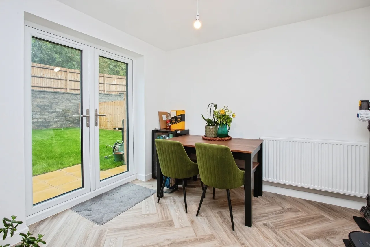 Herbert Street, Eastwood, NG16, photo 12