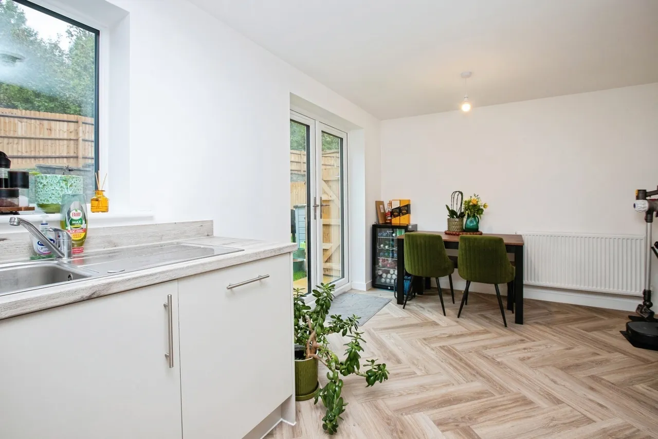 Herbert Street, Eastwood, NG16, photo 2