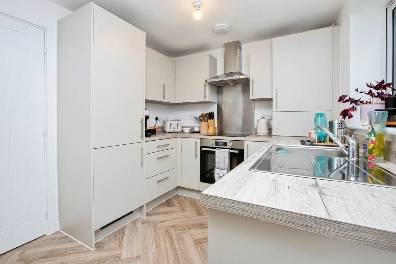Herbert Street, Eastwood, NG16, photo 8
