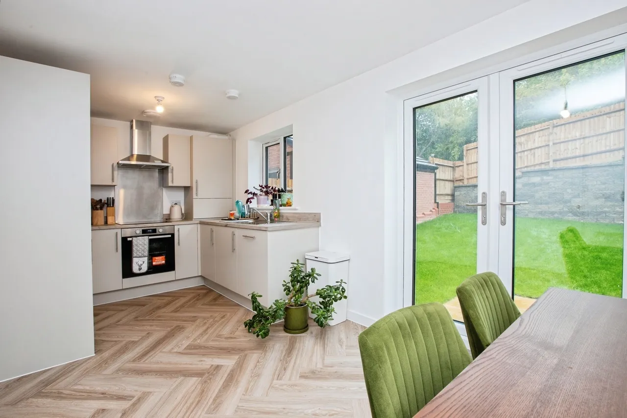 Herbert Street, Eastwood, NG16, photo 10