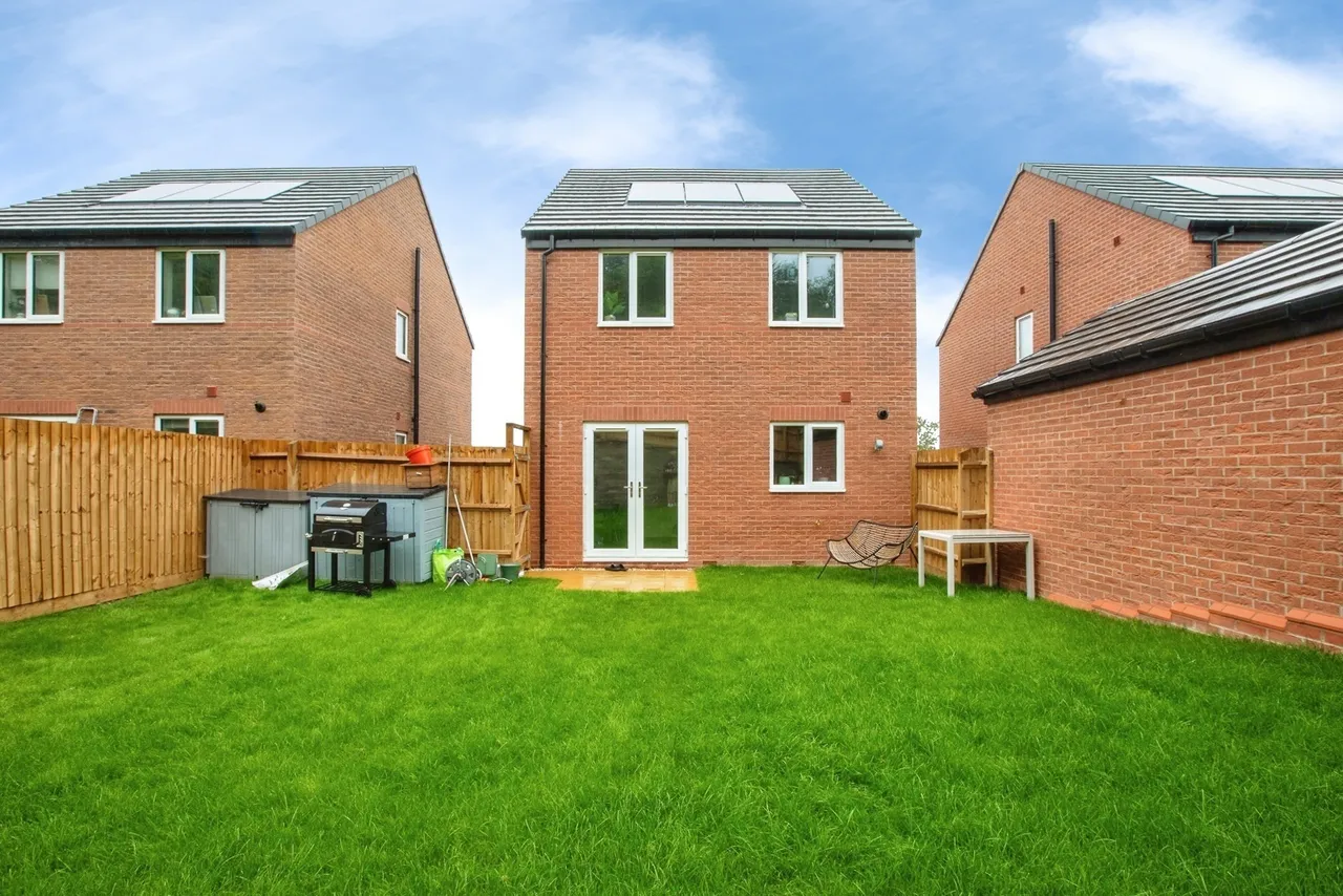Herbert Street, Eastwood, NG16, photo 11