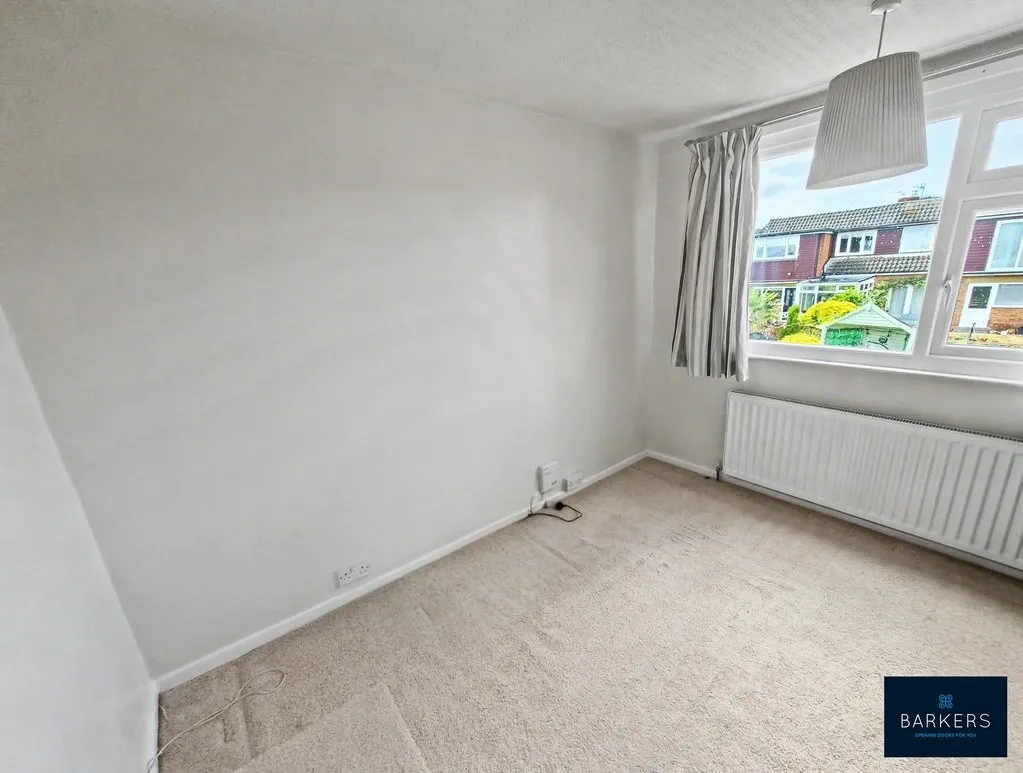 Swincliffe Crescent, Gomersal BD19 4BD, photo 12