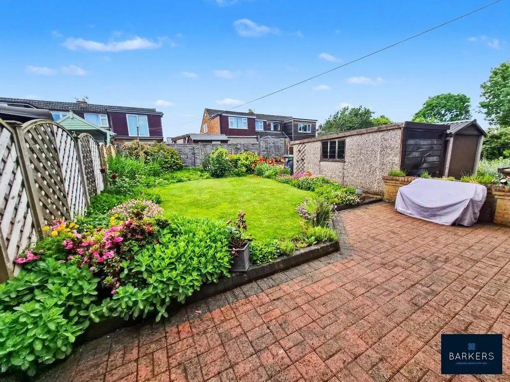 Swincliffe Crescent, Gomersal BD19 4BD, photo 5