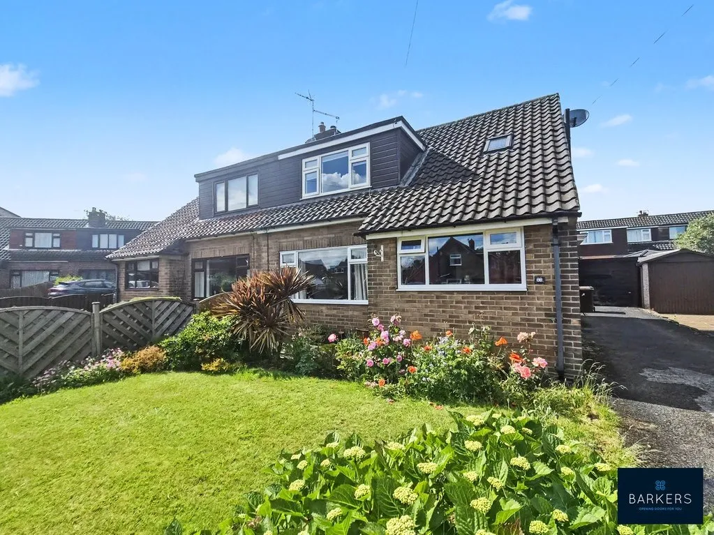 4 bed house for sale — Swincliffe Crescent, Gomersal BD19 4BD