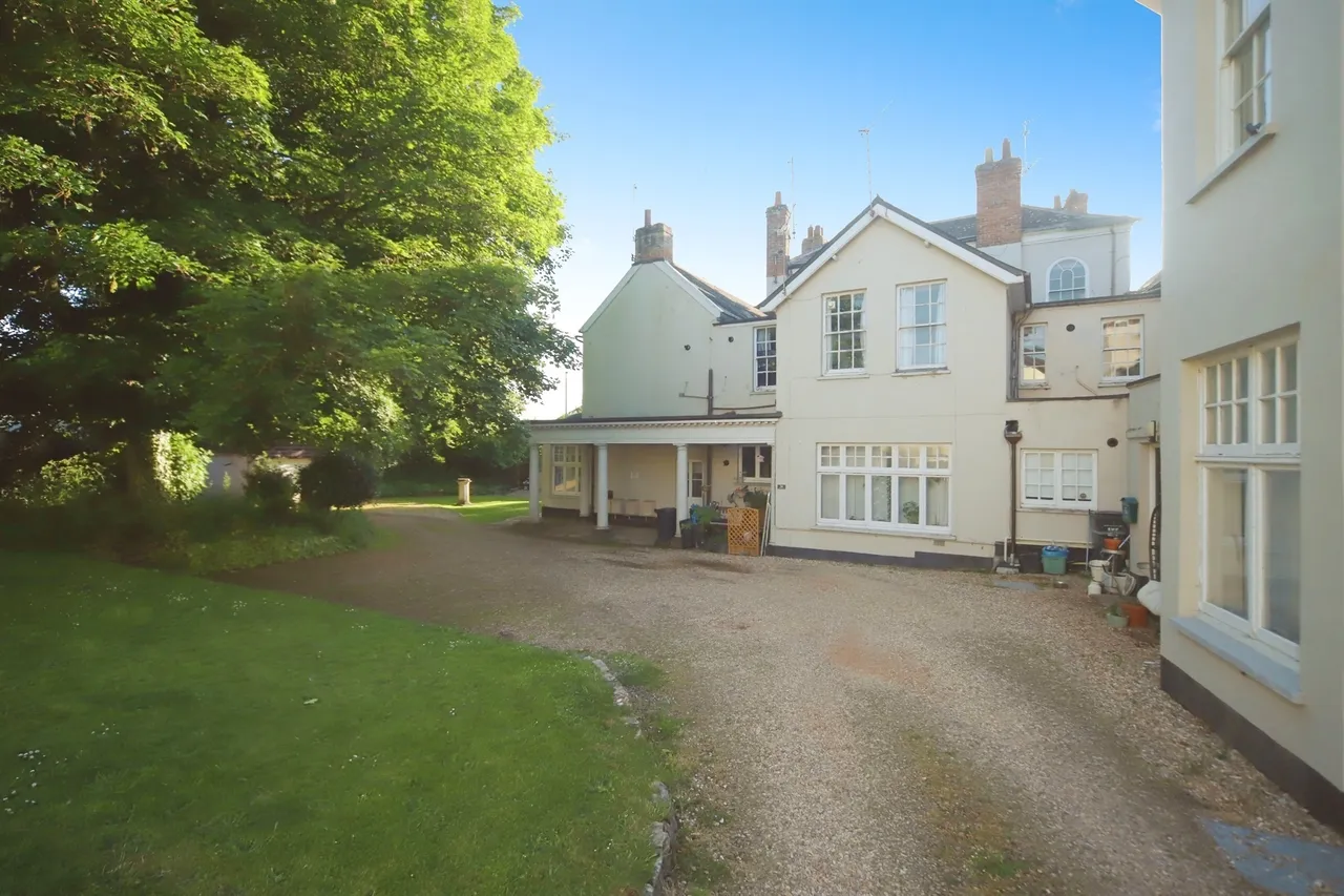 1 bed flat for sale — Kingston Road, Taunton