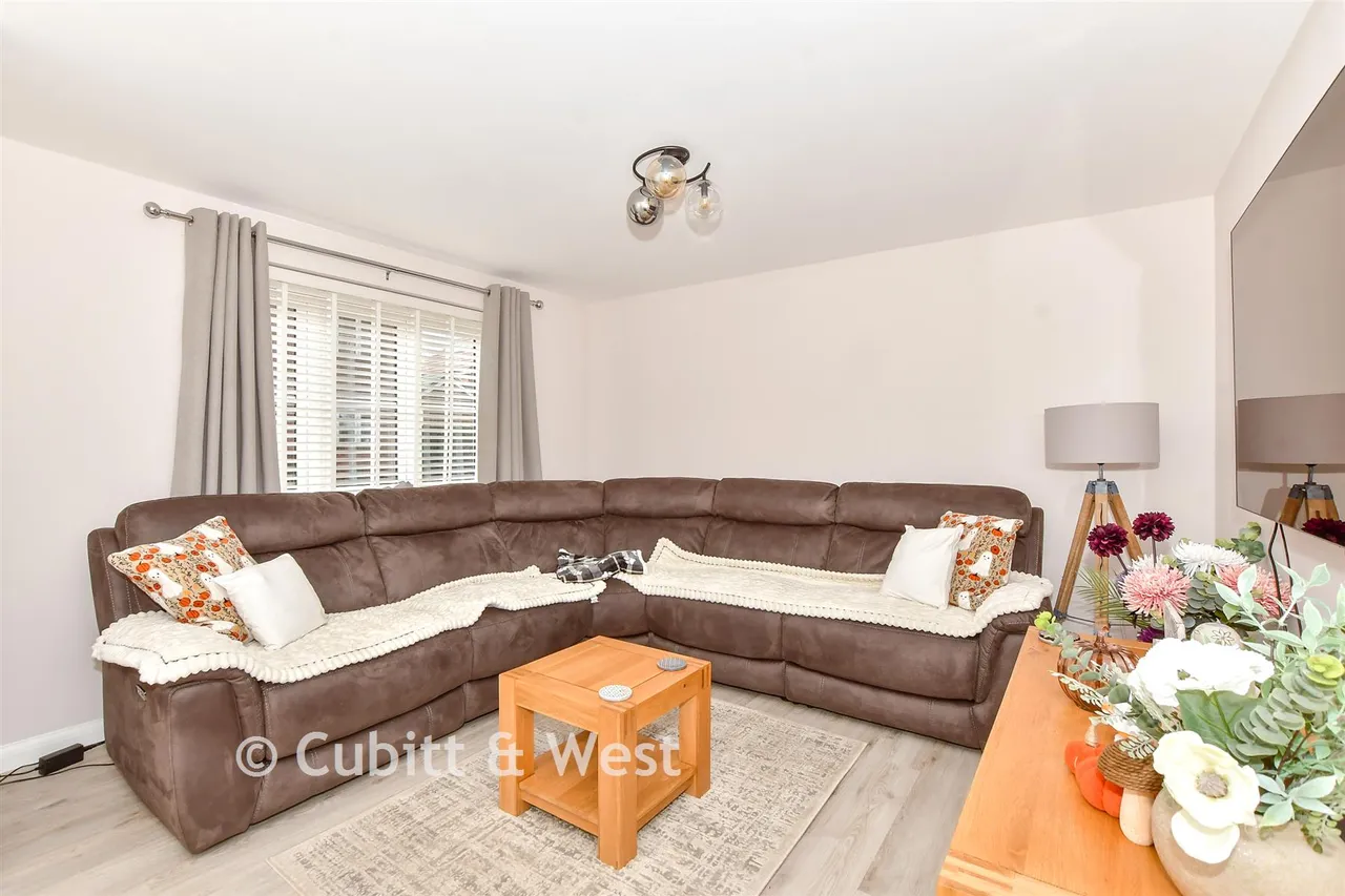 Linseed Way, Yapton, BN18, photo 7