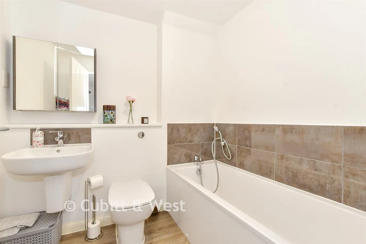 Linseed Way, Yapton, BN18, photo 12