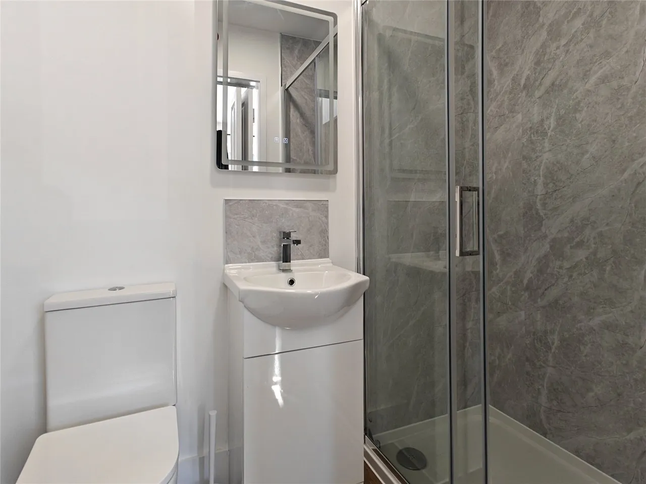Cedar Way, Guildford, GU1, photo 3