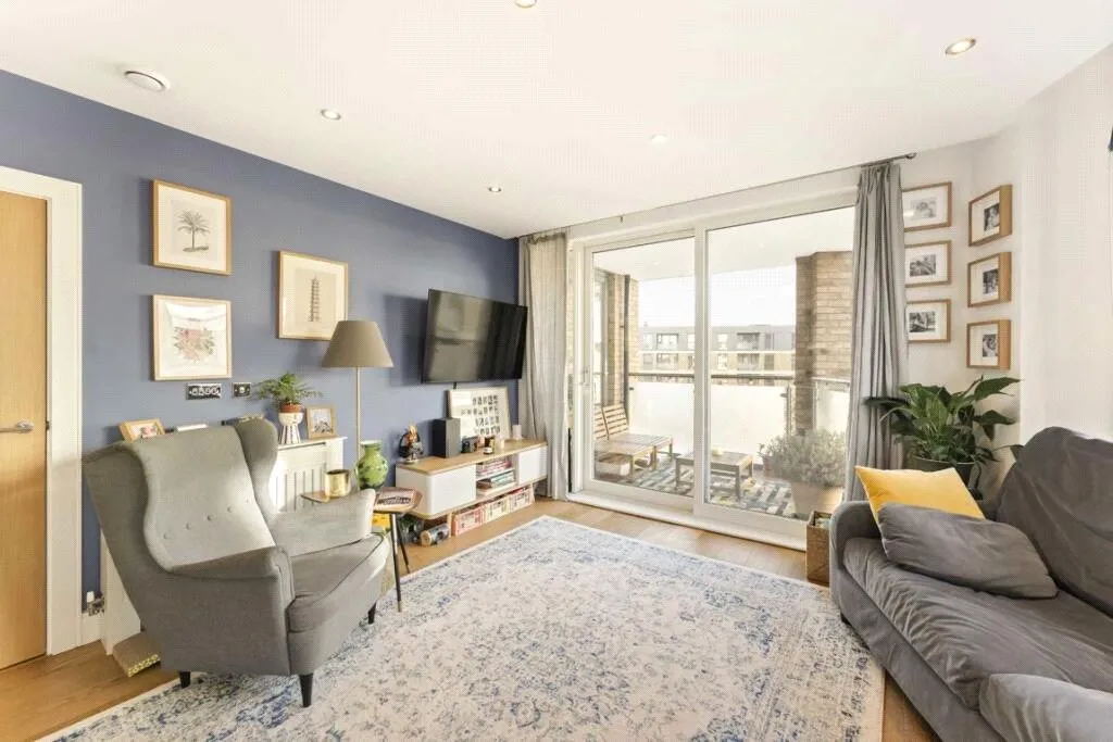 Levett Square, Kew, TW9, photo 2