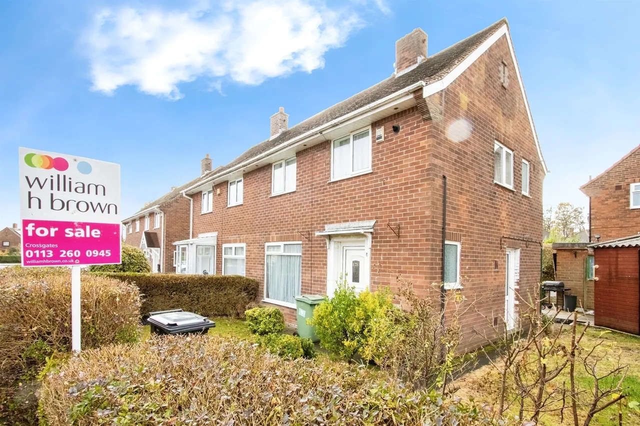 2 bed house for sale — Stanks Lane South, Leeds