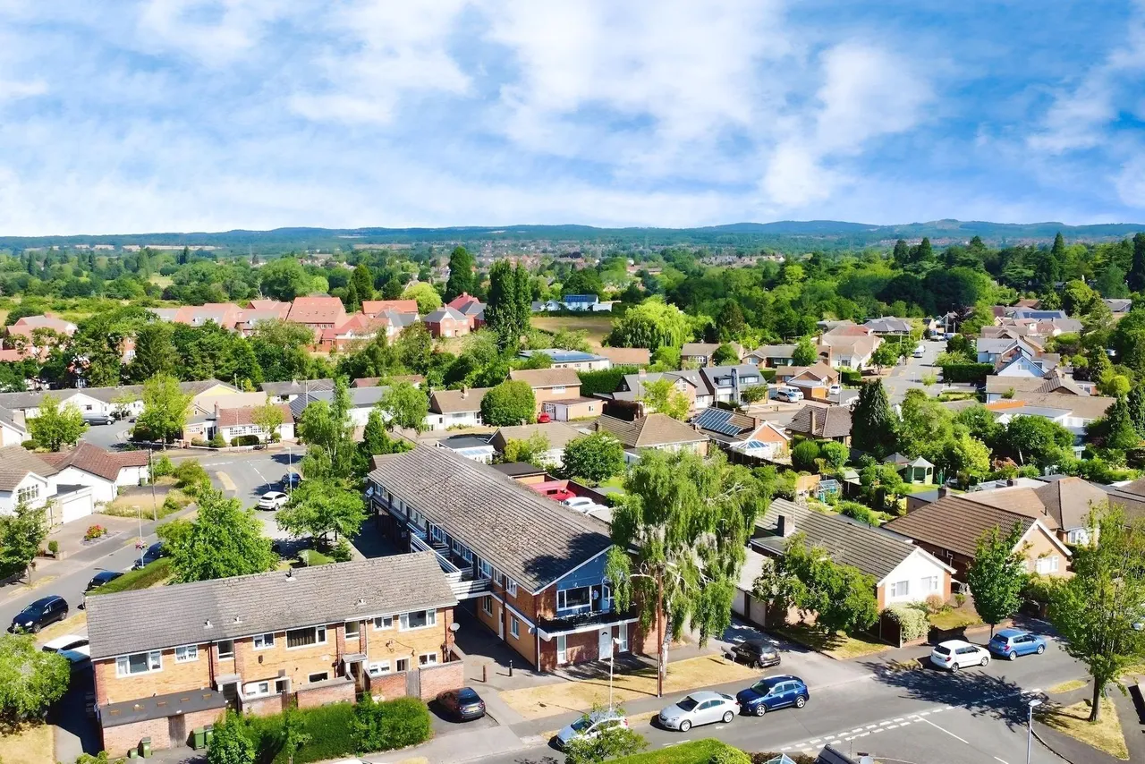 Cherry Tree Court, Kirby Muxloe, LE9, photo 15