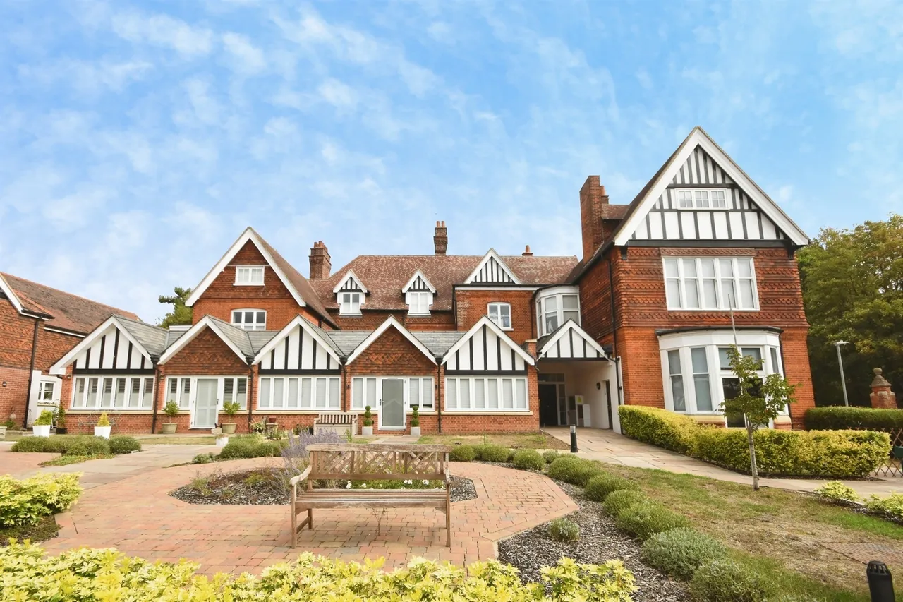 1 bed flat for sale — High Garrett, Braintree