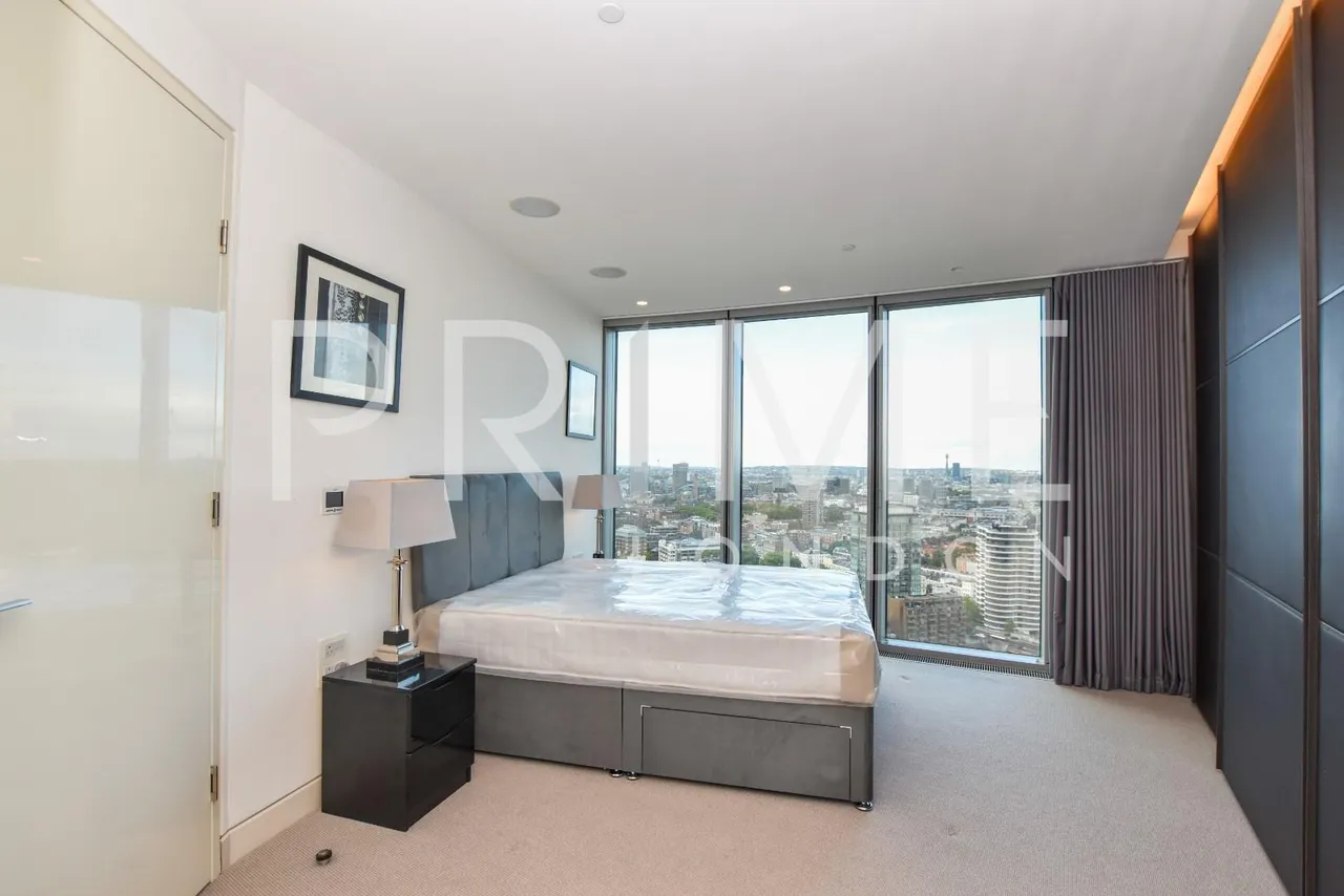 The Tower, One St George Wharf, SW8, photo 5
