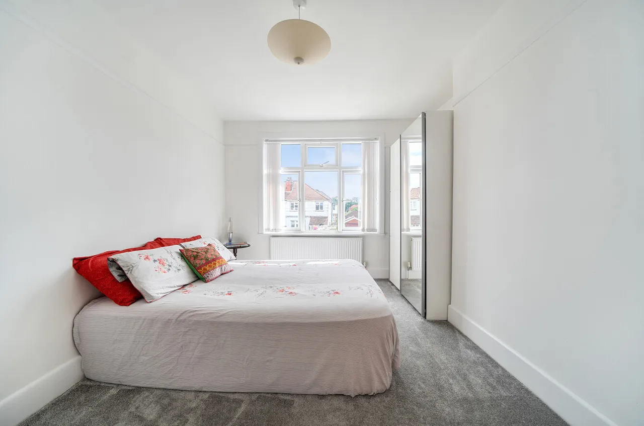 King Georges Avenue, Regents Park, SO15, photo 24