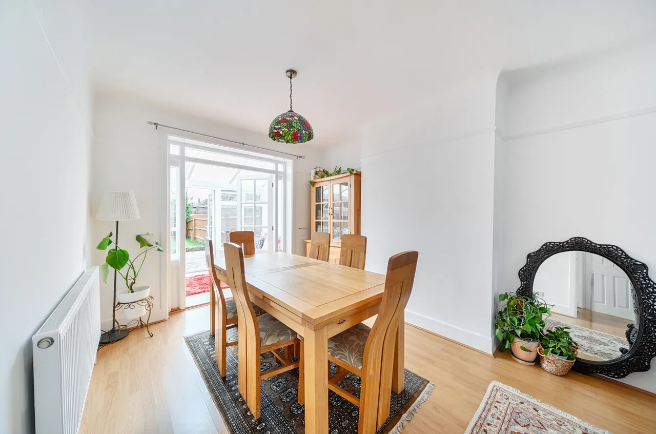 King Georges Avenue, Regents Park, SO15, photo 4